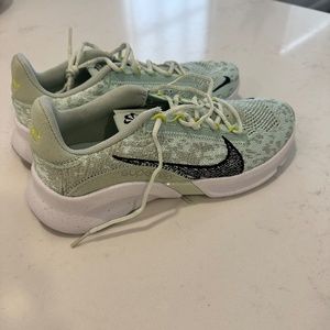 Women’s Nike’s